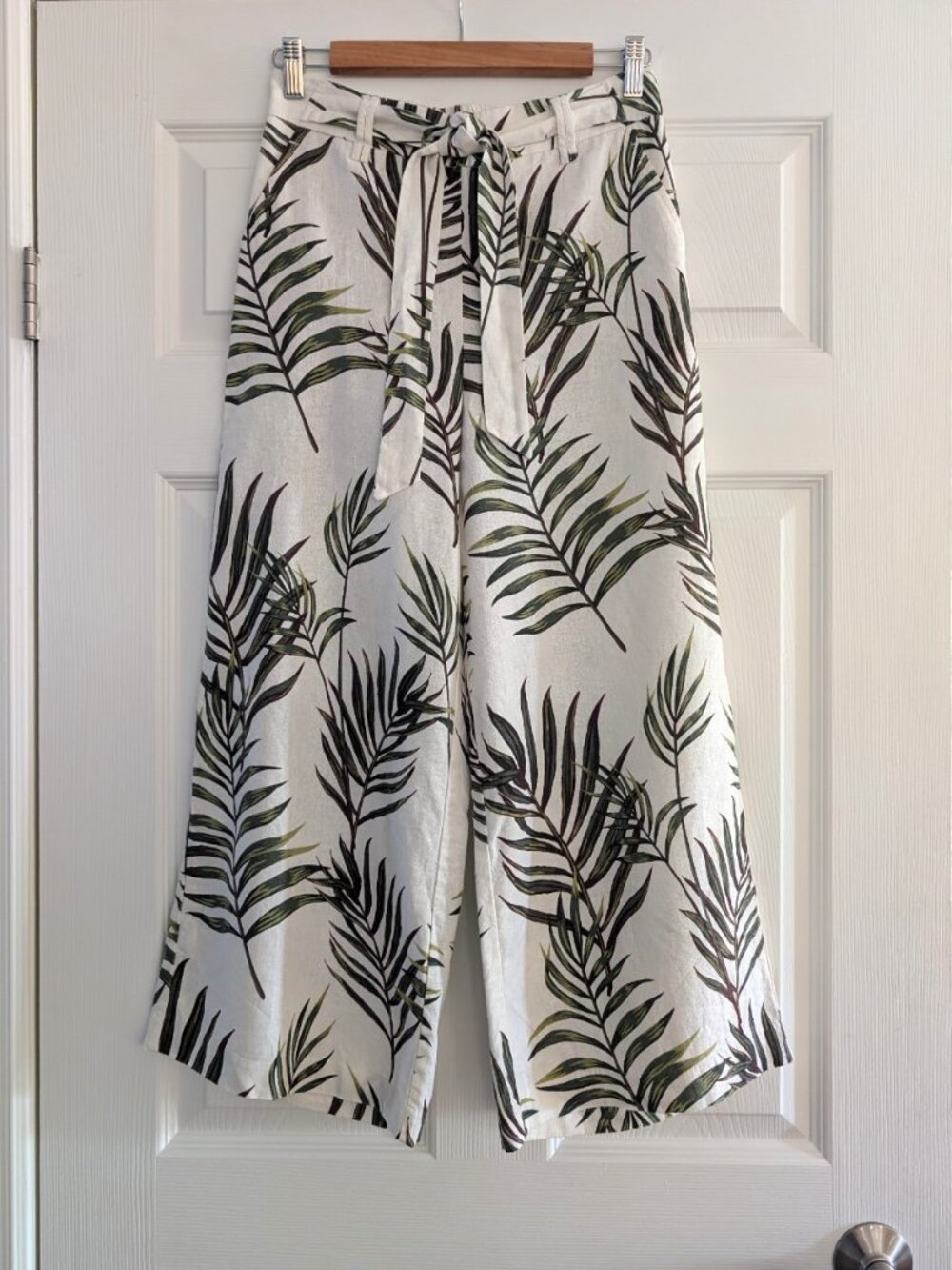 Joie wide leg linen blend cropped pants leaf print size 2